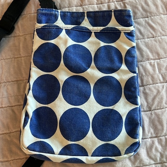 Kavu crossbody cotton canvas royal blue white polka dots adjustable black strap - Picture 2 of 11